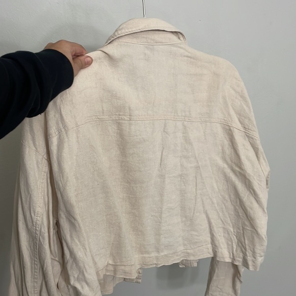 Forever 21 tan cropped jacket - Picture 2 of 2